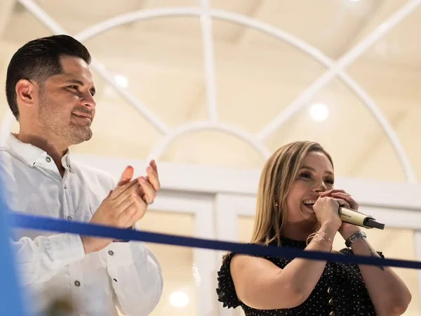 Jany y Eduardo en la inauguración de Vidalia en Villa de Álvarez, Colima